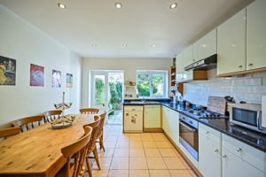 Kitchen/breakfast room- click for photo gallery